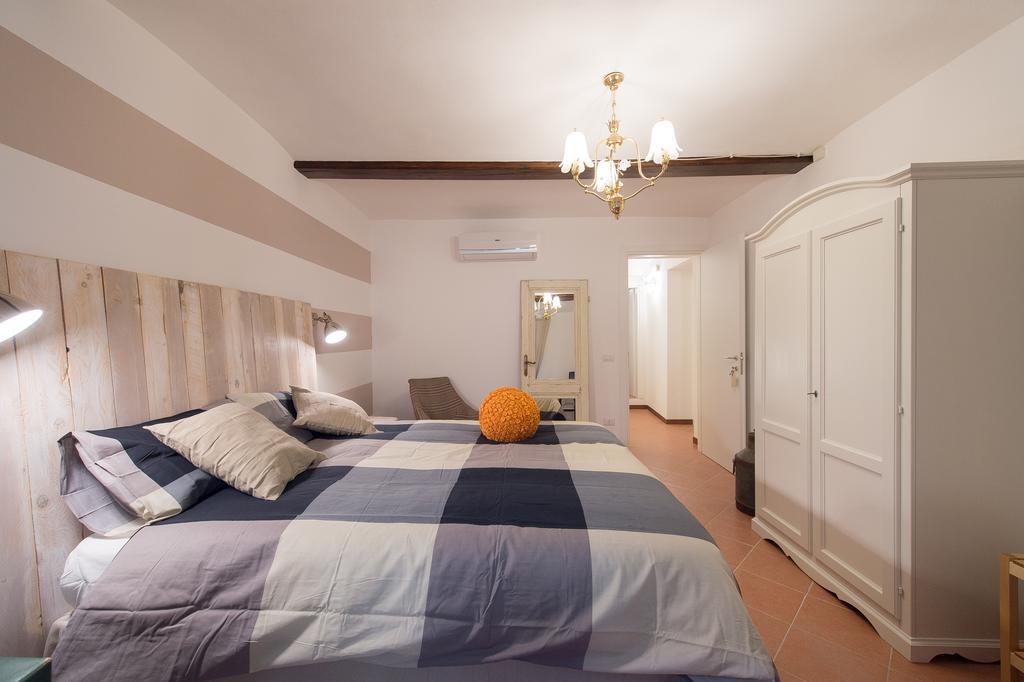 Hotel La Trinuzia à Prato  Extérieur photo